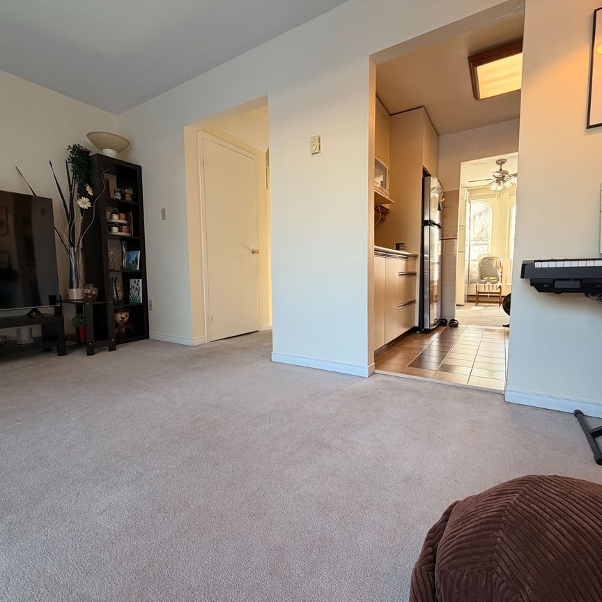 For Lease - 71 Cass Avenue Unit# 19, Toronto, Ontario - Photo 1