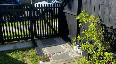 Near new low maintenance townhouse - Photo 5