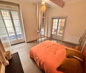 NIMES CENTRE - APPARTEMENT MEUBLE T3 DE 63M2 - Photo 1