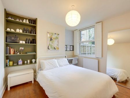 1 Bed Flat, Elthruda Road, SE13 - Photo 3