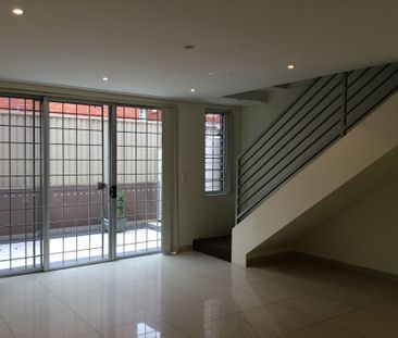 Spacious & Convenient 3-Bedroom Apartment in Prime Hurstville Locat... - Photo 2