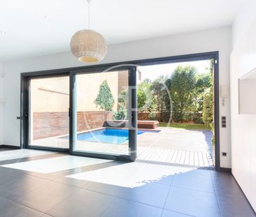 House for rent in Gràcia - Photo 2