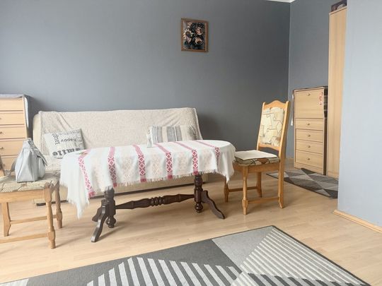 Kawalerka Zdroje do wynajęcia super cena! - Photo 1