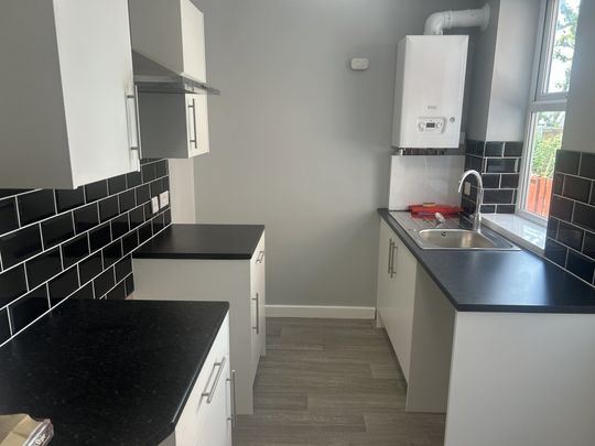 ChapelStreet, Eastwood, NOTTINGHAM - Photo 1