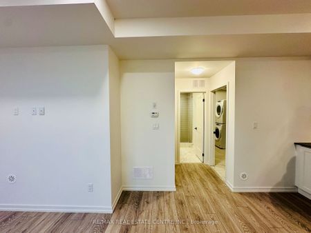 For Lease - 20 Lytham Green Circle Unit# 14, Newmarket, Ontario - Photo 3