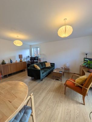 2 Bed Flat, Stainsbury Street, E2 - Photo 1