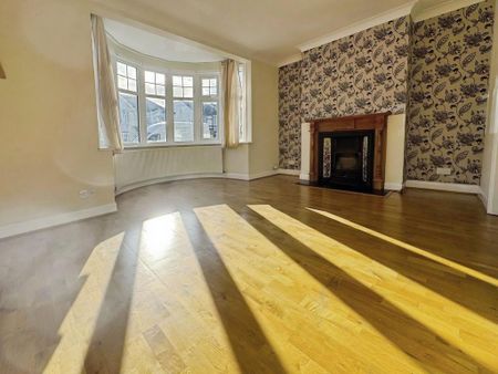 3 bedroom terraced house to rent - Photo 3