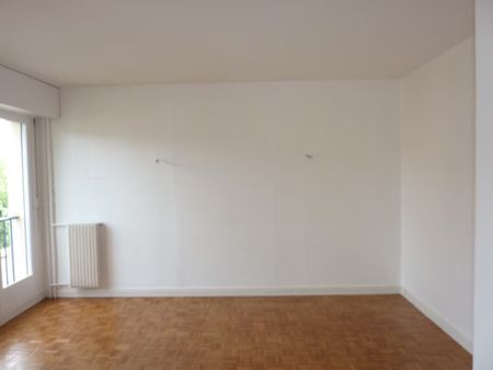 Location Appartement 2 pièces 49m² FONTAINEBLEAU 77300 - Photo 2
