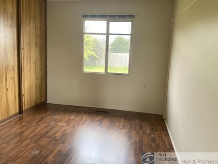 3 bedroom house in a prime location! - Photo 2