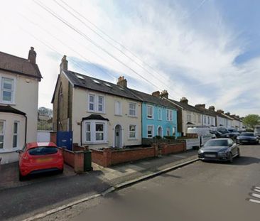 Studio Flat, Wheathill Road, SE20 - Photo 1