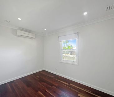 Fresh Feels & Decked out for Entertaining! - Photo 4