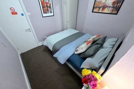 Room in a Shared Flat, Tottenham Lane, N8 - Photo 3