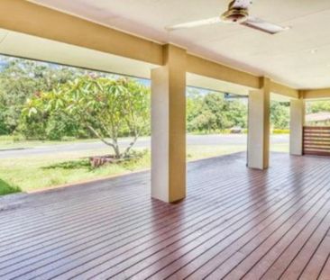 37 Mountain View Crest, Mount Nathan QLD 4211 - House For Rent | Do... - Photo 6