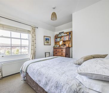 Cottage For Rent 19 Leigh Road, Havant - Photo 4