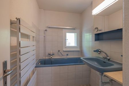 Gemütlich wohnen mit Weitsicht - 3.5-Zimmer-Wohnung in Belp - Photo 3