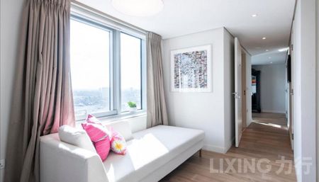 4 bedroom apartment to rent - Photo 2