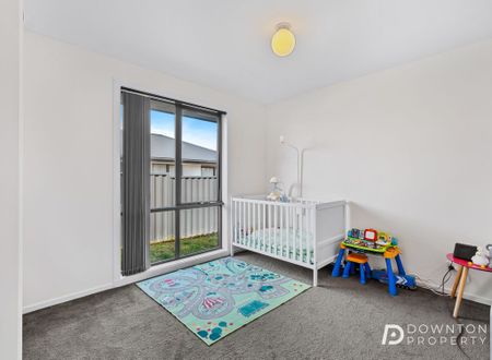 2/35 millview dr, oakdowns tas 7019 - Photo 3