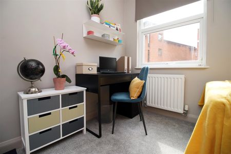 Room For Rent Colum Road, Cardiff - Photo 3