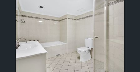 Oversized One Bedroom in St Leonards - Photo 5