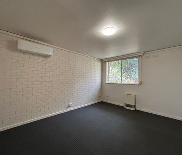 1/696 Plenty Road, Reservoir VIC 3073 - Photo 4