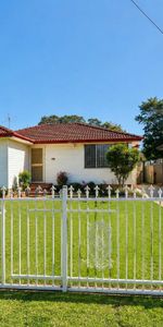 7 Harrington Street, Cabramatta West NSW - Photo 4