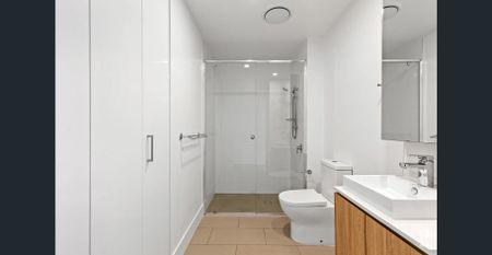 Stunning Inner-City One Bedroom Unit - Photo 4