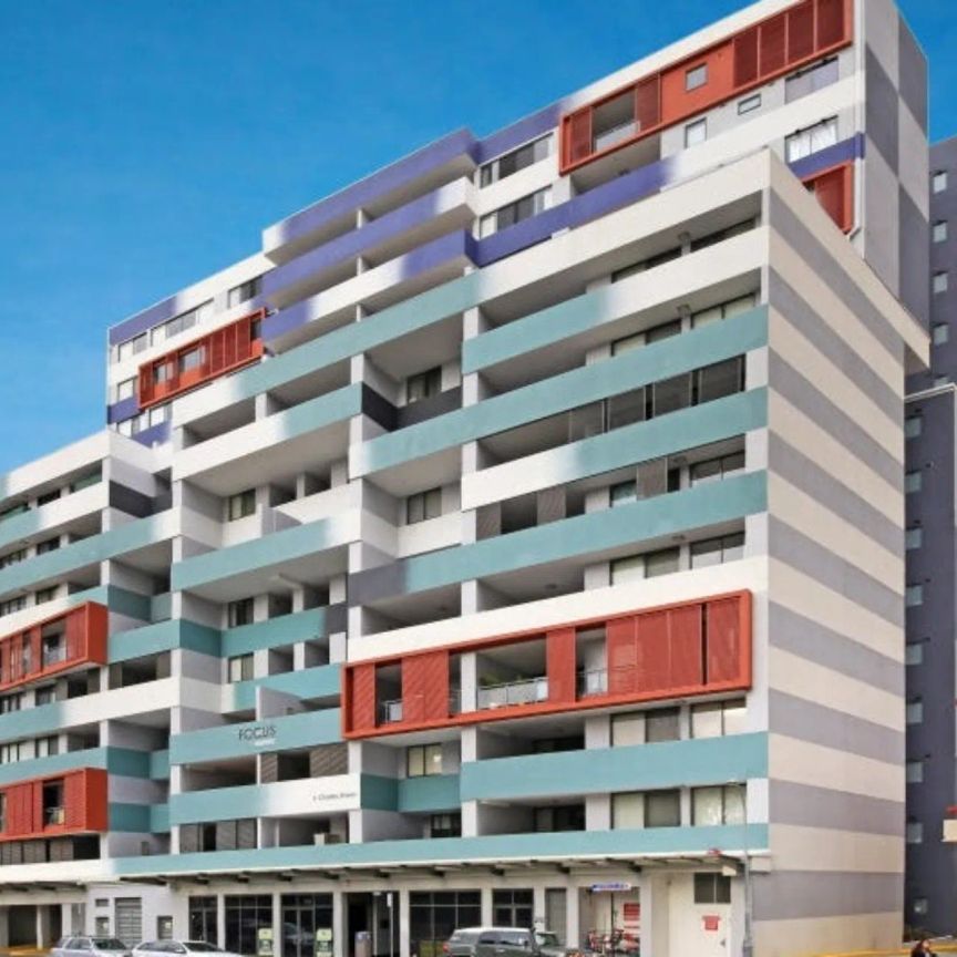 1203/6-10 Charles Street, Parramatta. - Photo 1