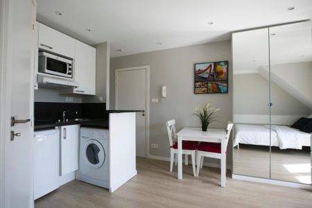 Möblierte Wohnung in Brüssel, Schuman (EU District) - Photo 3