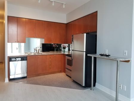 For Lease - 8 Scollard Street Unit# PH207, Toronto, Ontario - Photo 4