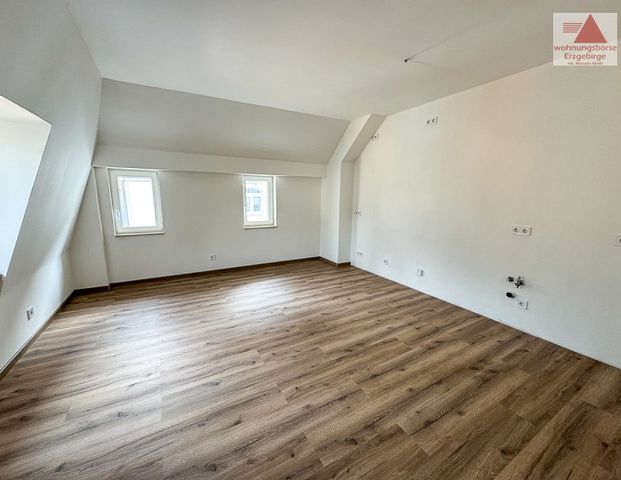 Erstbezug! Großzügige 4-Raum-Wohnung in ruhiger Lage von Schneeberg - Foto 1