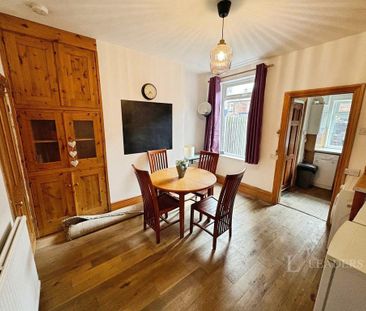 3 bedroom terraced house to rent - Photo 3