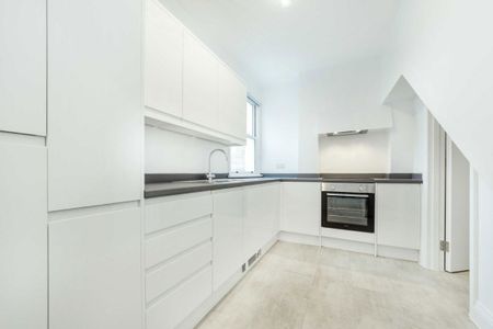 Florence Road, W4 5DP, London - Photo 3