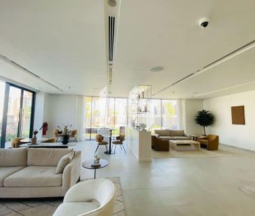 Chiller Free | Corner Unit | Vacant Now - Photo 4