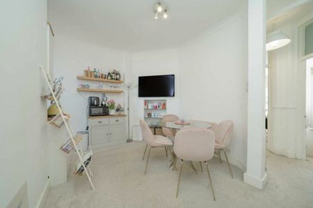 Grove End Road, St. John's Wood, NW8 - Photo 2