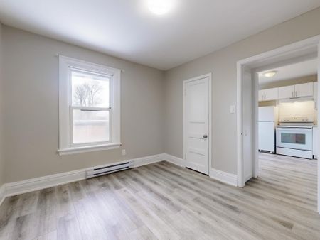 For Lease - 67 Aikman Avenue Unit# 2, Hamilton, Ontario - Photo 5