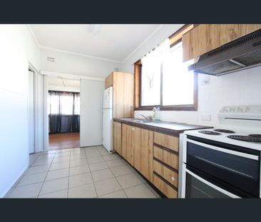 50 Maryvale Avenue, Liverpool, NSW 2170 - Photo 6