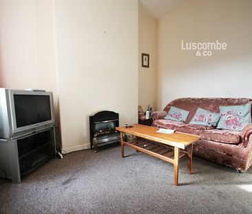Double Bedroom on Riverside, Newport - All Bills Included - Photo 3