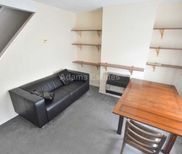Price £1,350 pcm - Under Offer - Photo 1