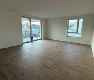 ERSTBEZUG: Helle 3-Zimmer mit Einbauküche, Loggia, Eichendielen Des... - Photo 6