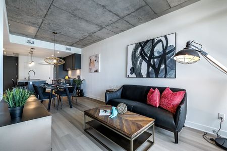 370 Rue des Seigneurs, Montréal, QC - Photo 4
