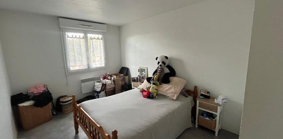 Location Appartement 2 pièces 47m² LOUVROIL 59720 - Photo 2