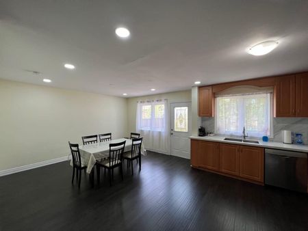 For Lease - 37 1/2 Cumberland Street, St. Catharines, Ontario - Photo 3