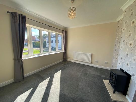 2 bedroom semi-detached bungalow to rent - Photo 1