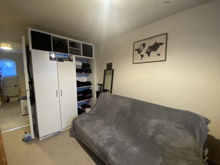 Claymore, Hemel Hempstead - Photo 2