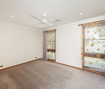 Fabulous Family Home in Prime Lavington Location - Photo 3