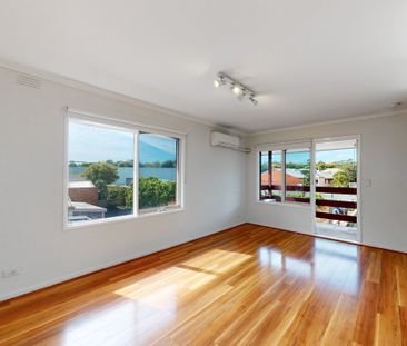 3/4 George Street, North Melbourne - Photo 6