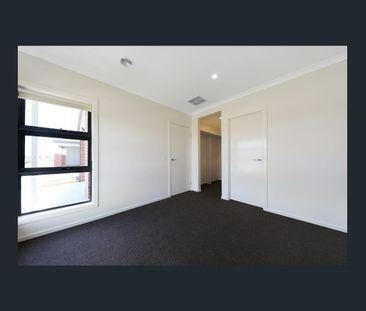 23 Vecchio Parkway, Wallan, Vic 3756 - Photo 4