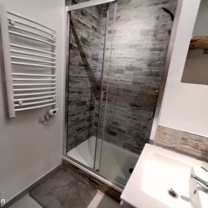 Location Appartement 1 pièce 24m² NIORT 79000 - Photo 2