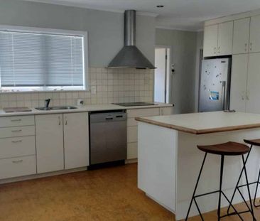 Cosy 3 Bedroom home - Photo 1