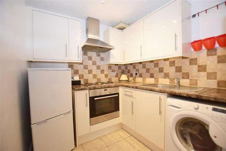 Woodvale Way, Cricklewood, London, NW11 - Photo 4